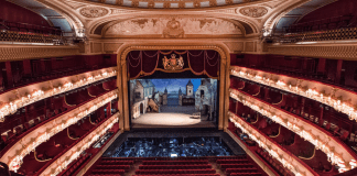 Peter Grimes Festen Opera London