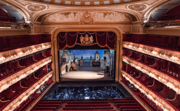 Festen Opera London