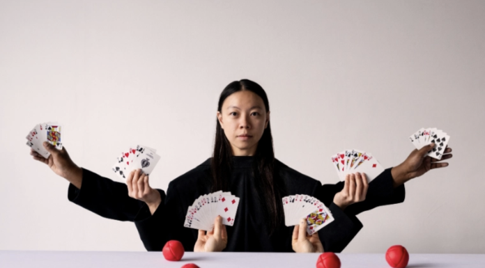 Gandini Juggling Heka 2025