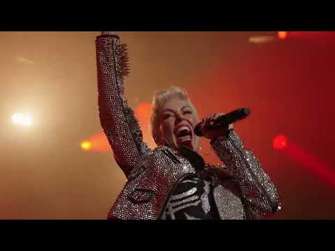 Vicky Jackson as P!nk