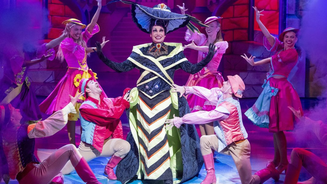 artspod review of the panto cinderella at the Theatre Royal Nottingham