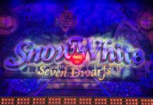 Snow White Mansfield pantomime performance