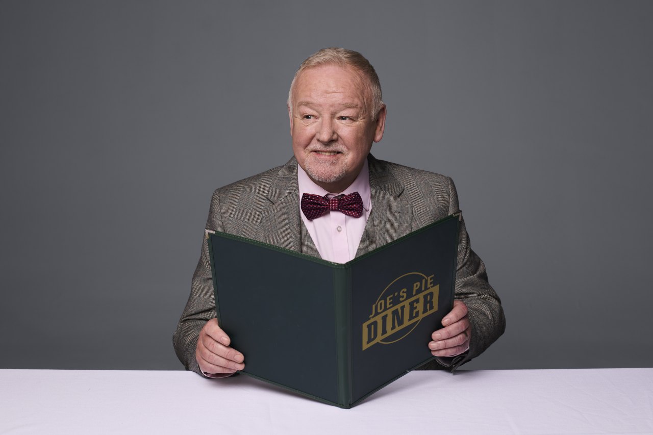 WAITRESS. Les Dennis as Joe. Photo Matt Crockett